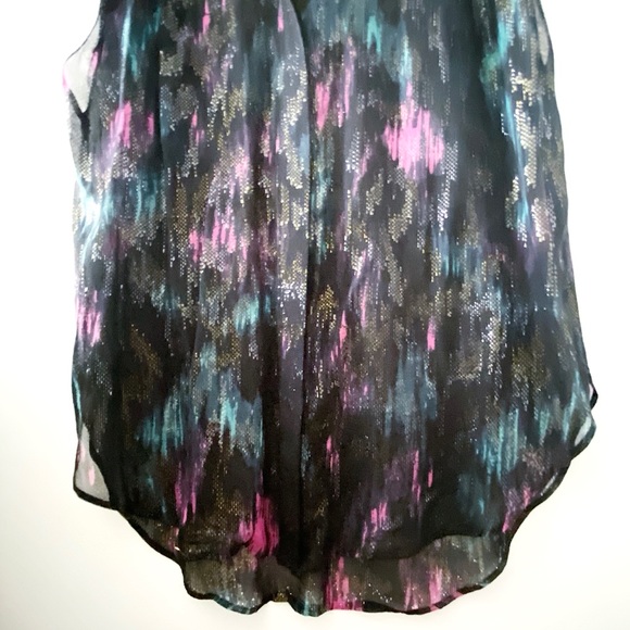 The KOOPLES Sleeveless shirt with epaulettes, embroidered with an Ikat print - Picture 6 of 12